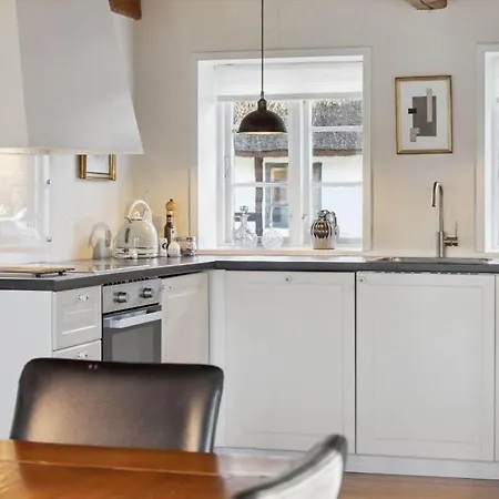 Apartment 8127-praesto-roneklintvej-27 *